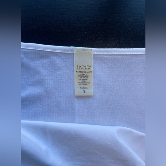 Banana Republic White Seamless Cami - Stretch, Layering - Size Small - Picture 7 of 9